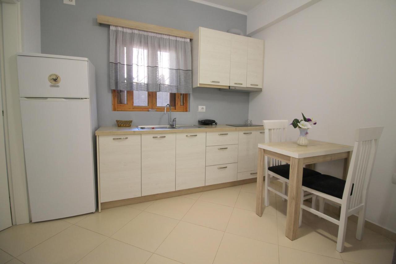 Apartments,Vila Bello Sarande Bagian luar foto
